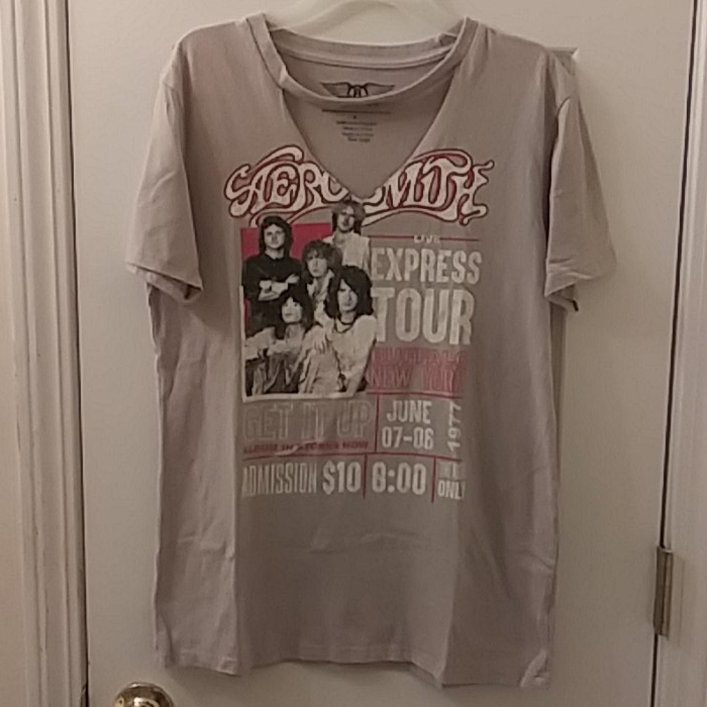 ❤Cool Aerosmith Tee Shirt
